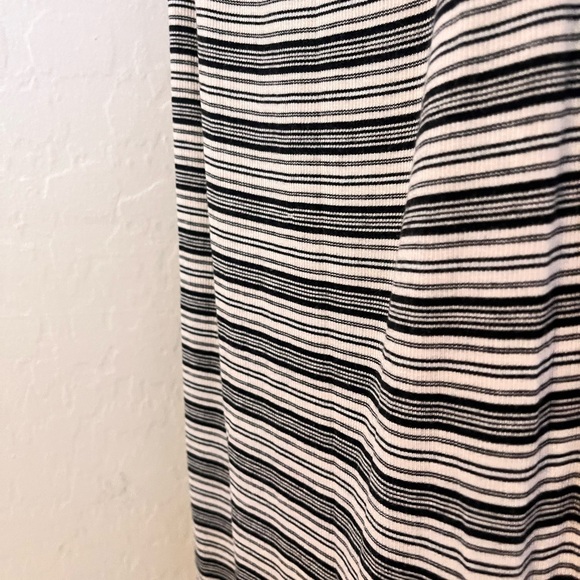 Victoria’s Secret stripe pattern dress - Picture 3 of 5